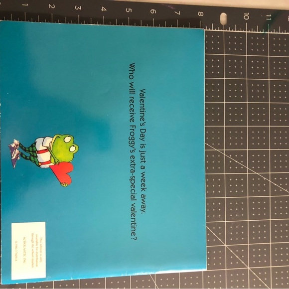 Lot of 3 Valentine’s Day children’s reading books ❤️ - Picture 7 of 8